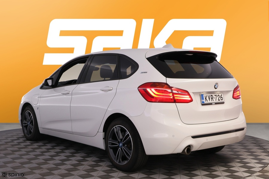 BMW 225 vaihtoauto