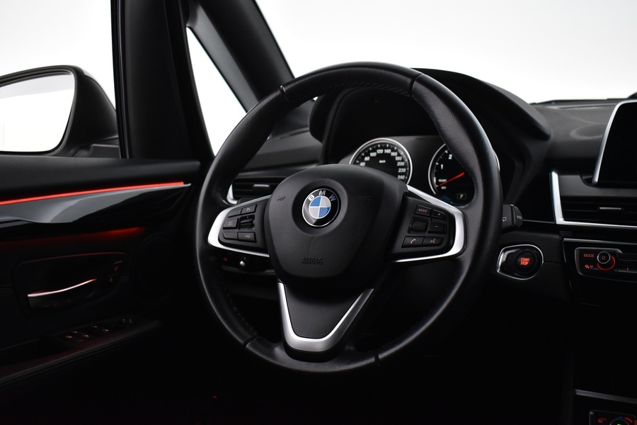BMW 225 vaihtoauto