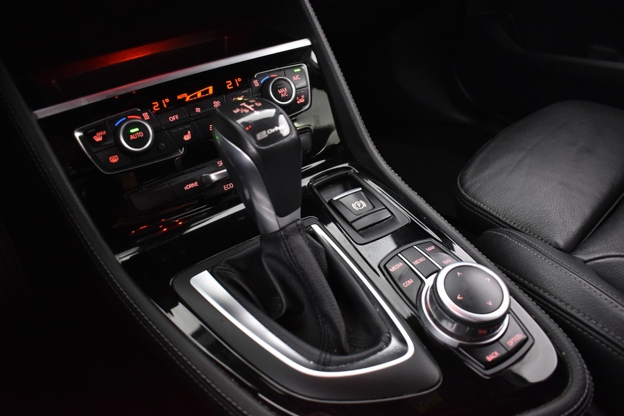BMW 225 vaihtoauto