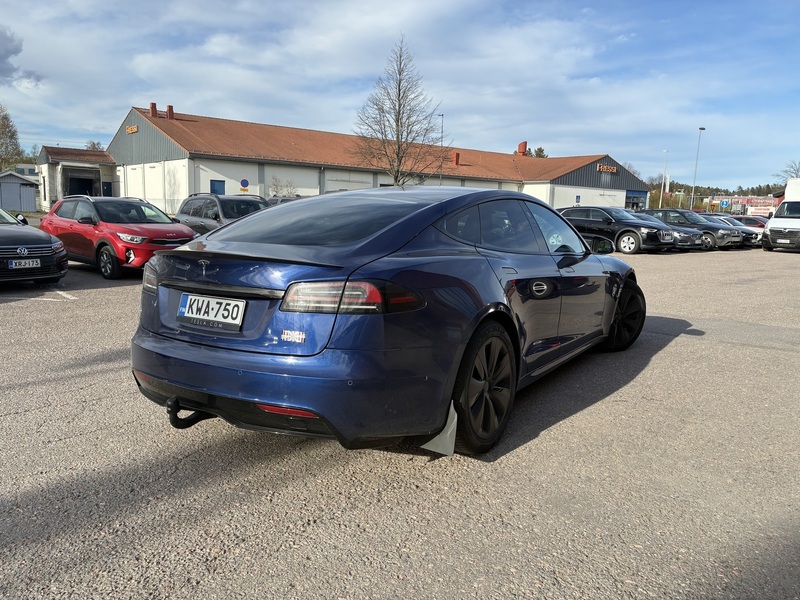 Tesla Model S vaihtoauto