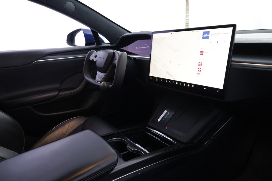 Tesla Model S vaihtoauto