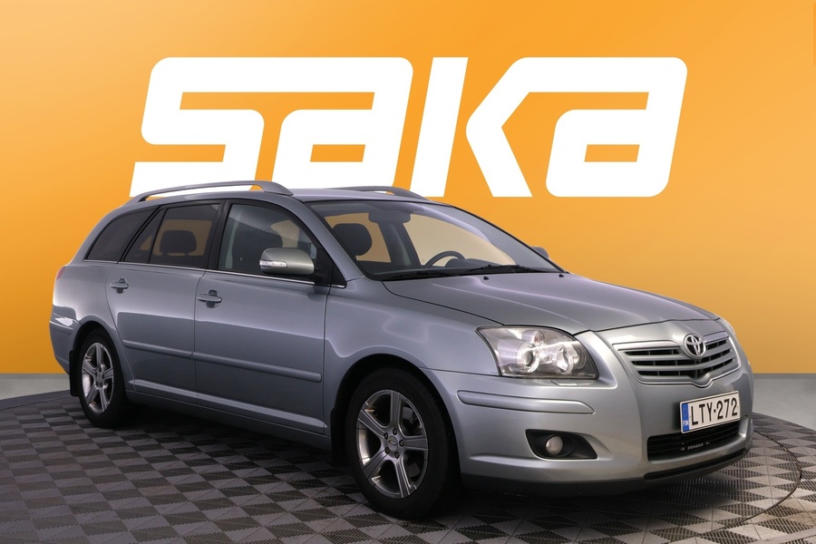 Toyota Avensis vaihtoauto