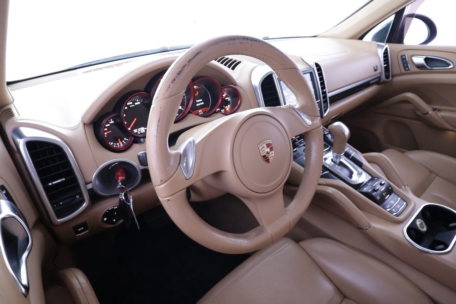 Porsche Cayenne vaihtoauto