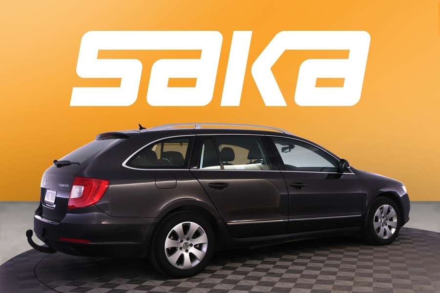 Skoda Superb vaihtoauto