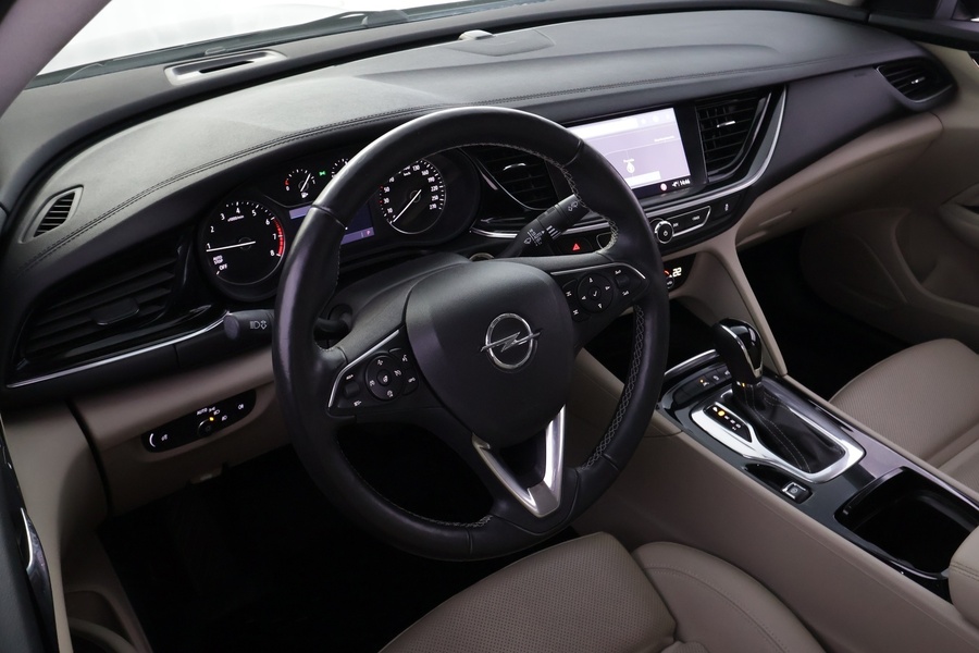 Opel Insignia vaihtoauto