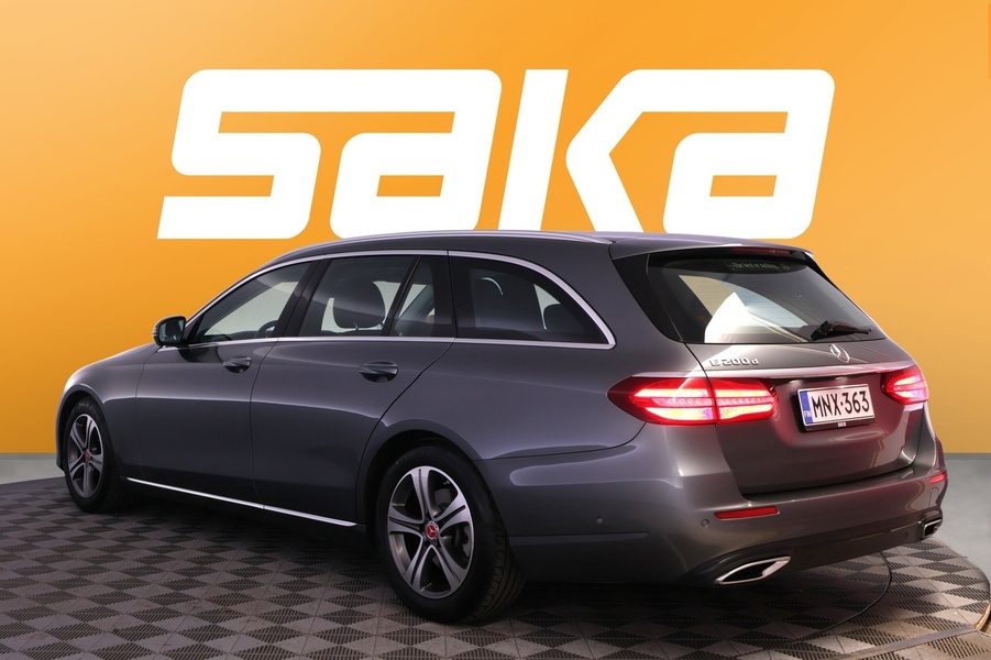 Mercedes-Benz E vaihtoauto