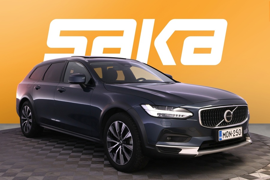 Volvo V90 Cross Country vaihtoauto