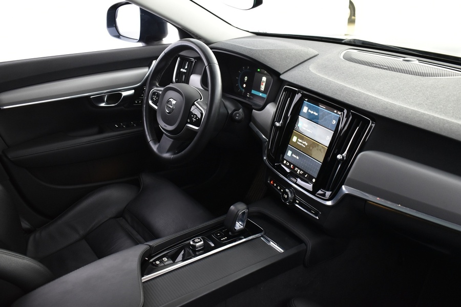 Volvo V90 Cross Country vaihtoauto