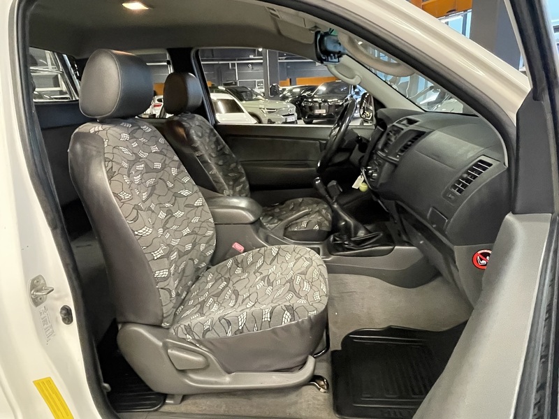 Toyota Hilux vaihtoauto