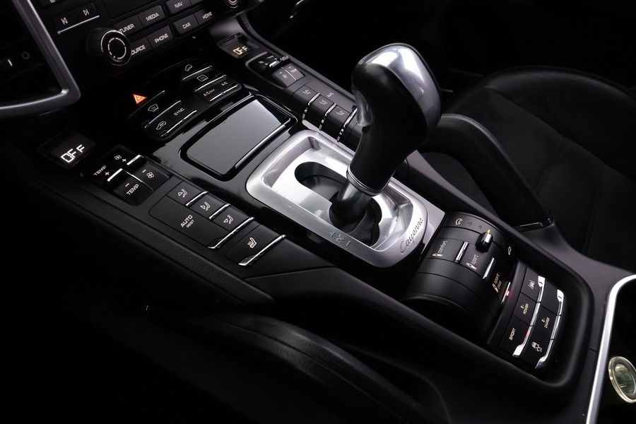 Porsche Cayenne vaihtoauto