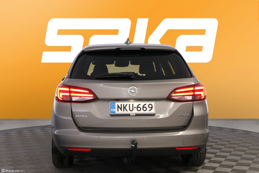 Opel Astra vaihtoauto