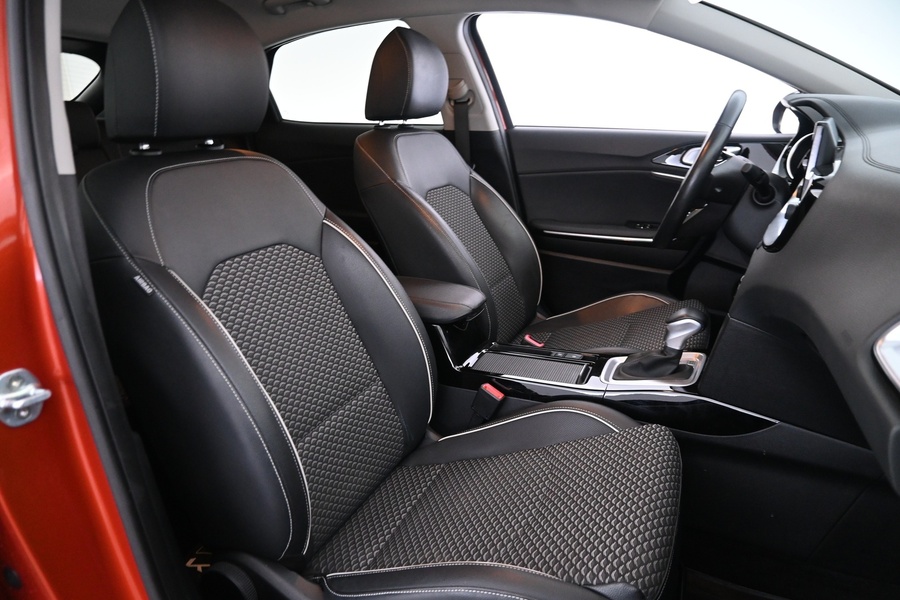 Kia XCeed vaihtoauto