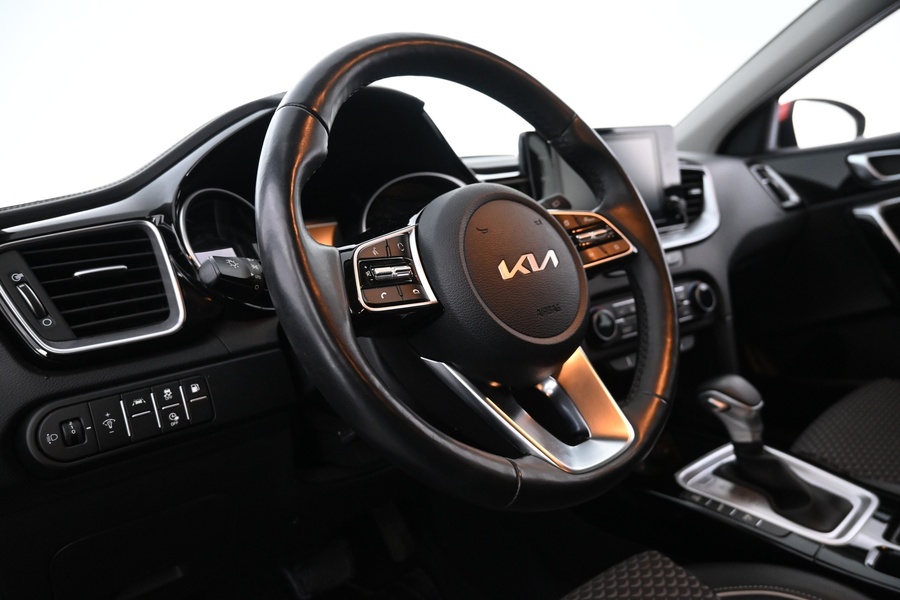 Kia XCeed vaihtoauto