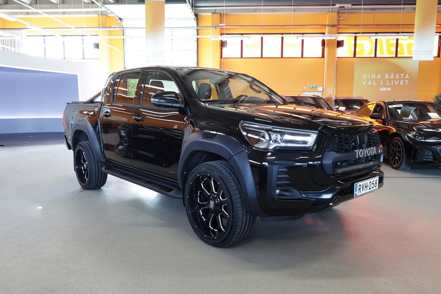 Toyota Hilux vaihtoauto