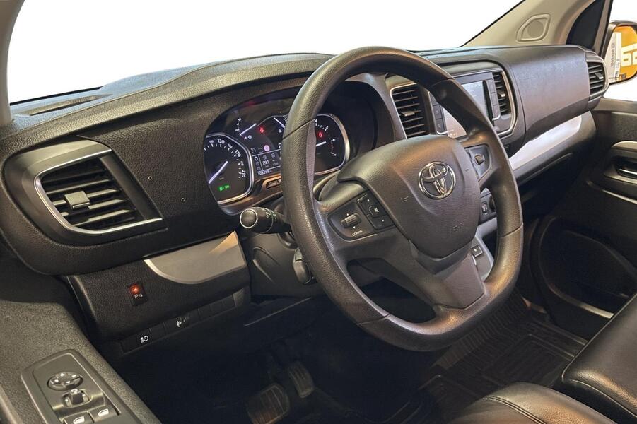 Toyota Proace Verso vaihtoauto