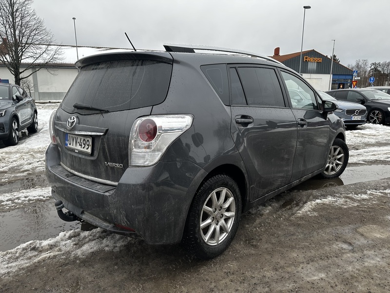 Toyota Verso vaihtoauto