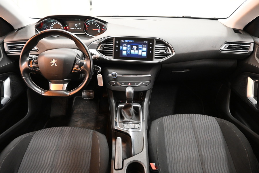 Peugeot 308 vaihtoauto