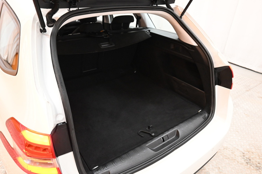 Peugeot 308 vaihtoauto