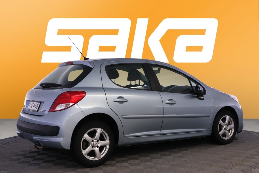 Peugeot 207 vaihtoauto