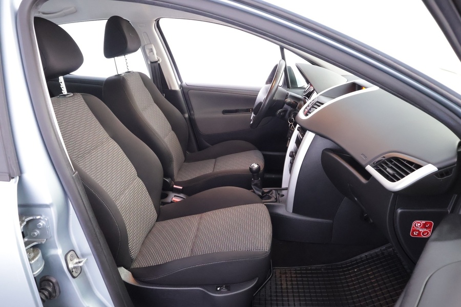 Peugeot 207 vaihtoauto