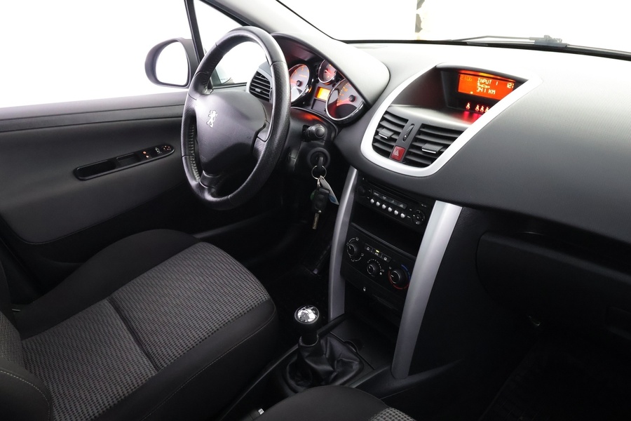 Peugeot 207 vaihtoauto