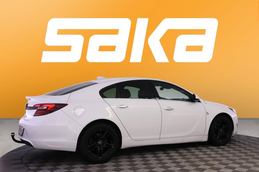 Opel Insignia vaihtoauto