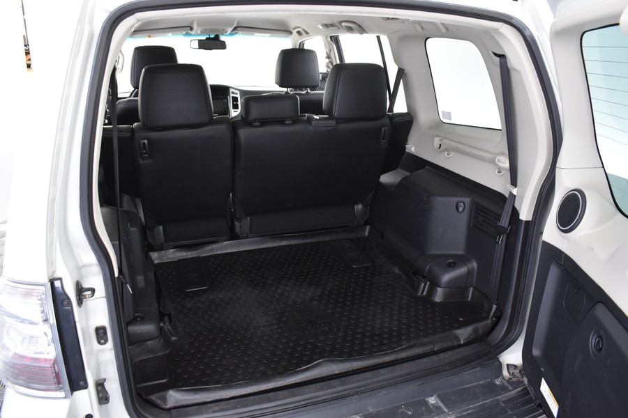 Mitsubishi Pajero vaihtoauto