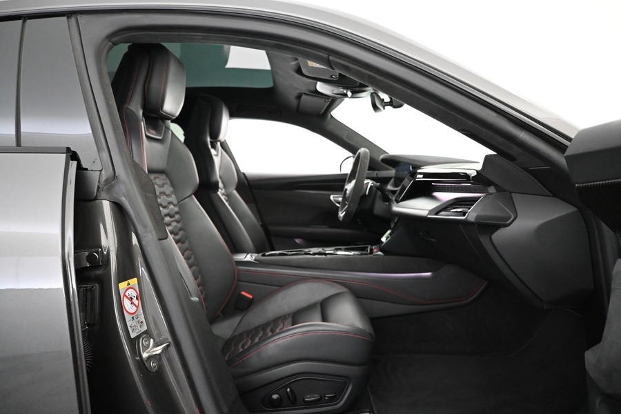 Audi e-tron GT vaihtoauto