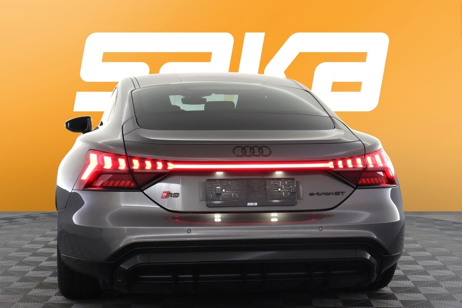 Audi e-tron GT vaihtoauto