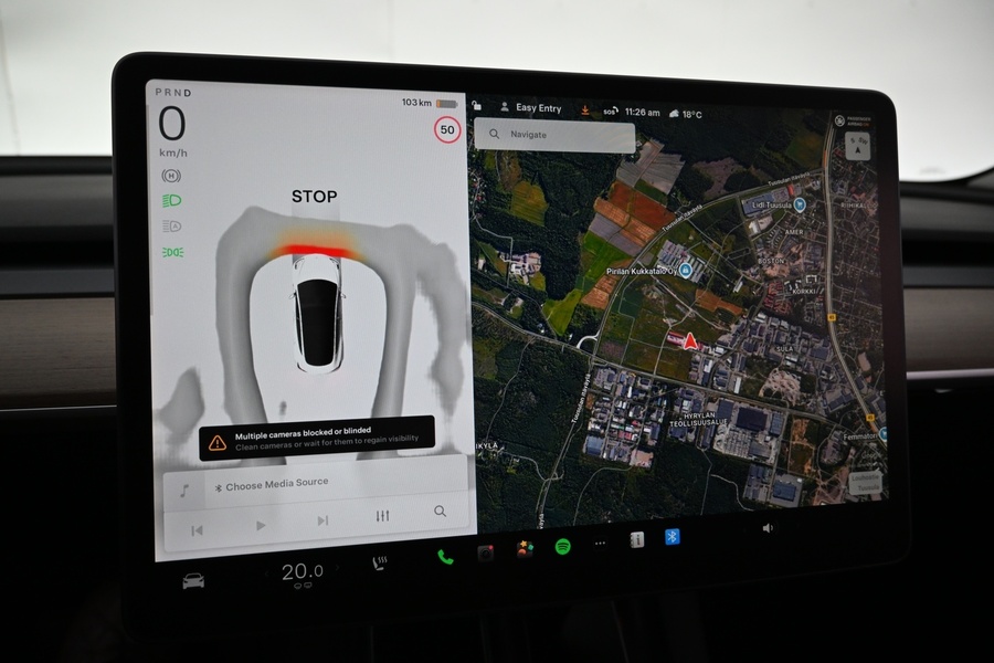 Tesla Model 3 vaihtoauto