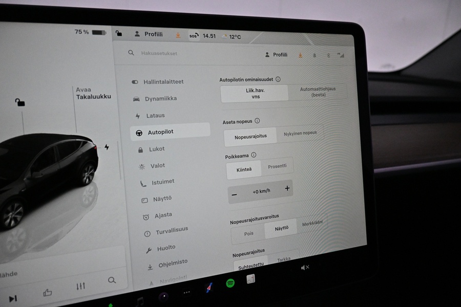 Tesla Model Y vaihtoauto