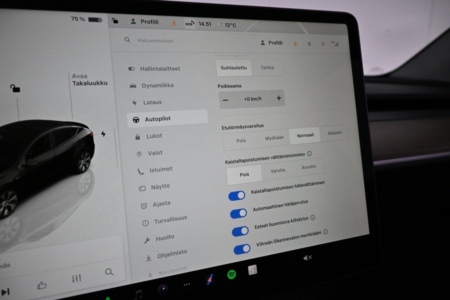 Tesla Model Y vaihtoauto
