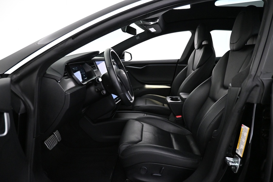 Tesla Model S vaihtoauto