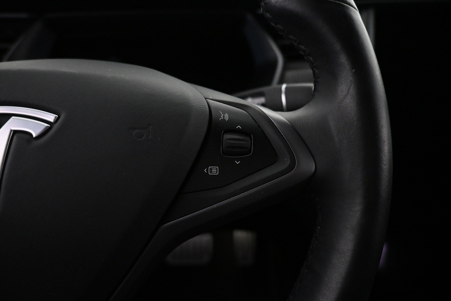 Tesla Model S vaihtoauto