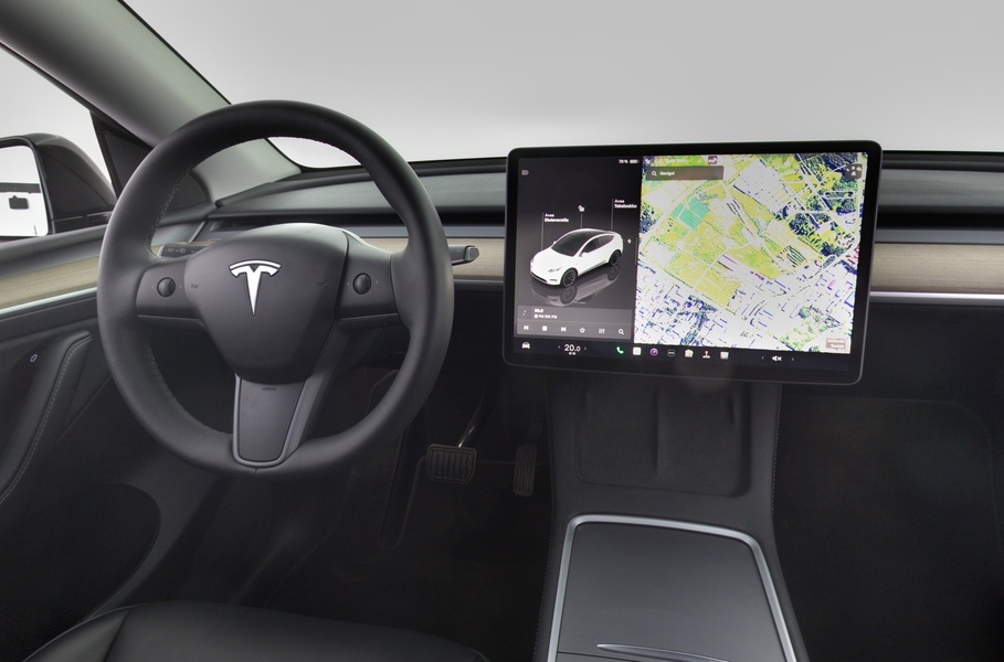 Tesla Model Y vaihtoauto