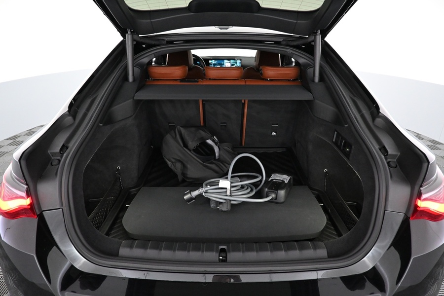 BMW i4 vaihtoauto