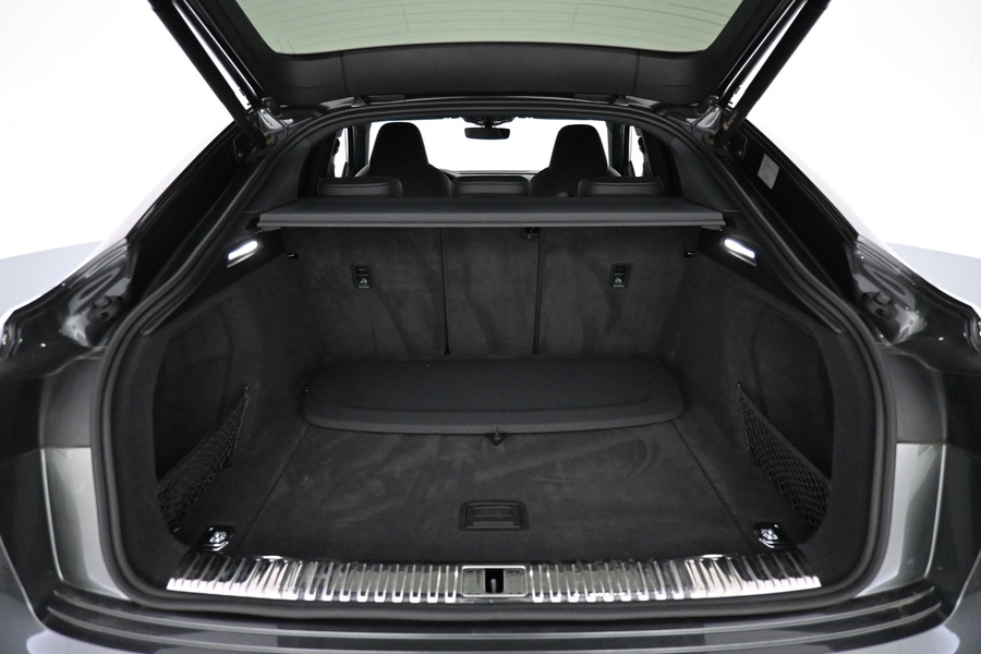 Audi Q8 e-tron vaihtoauto