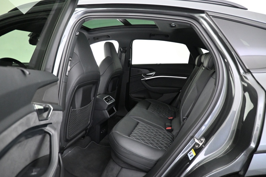 Audi Q8 e-tron vaihtoauto