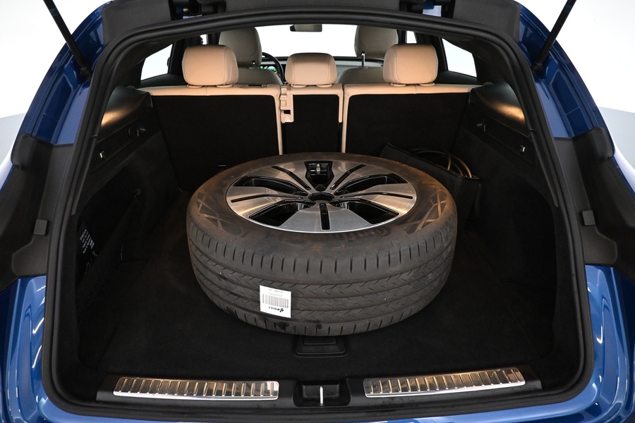 Mercedes-Benz EQC vaihtoauto