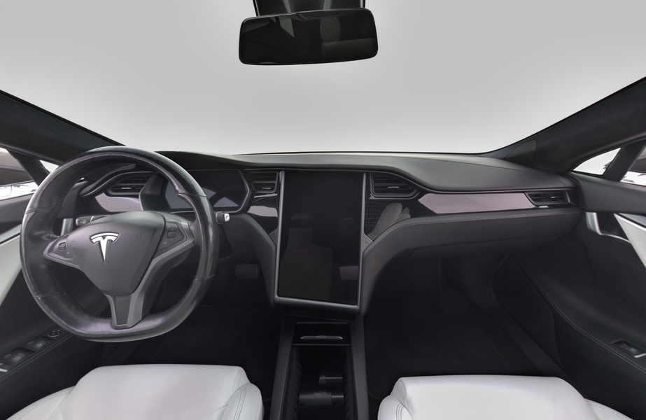 Tesla Model S vaihtoauto