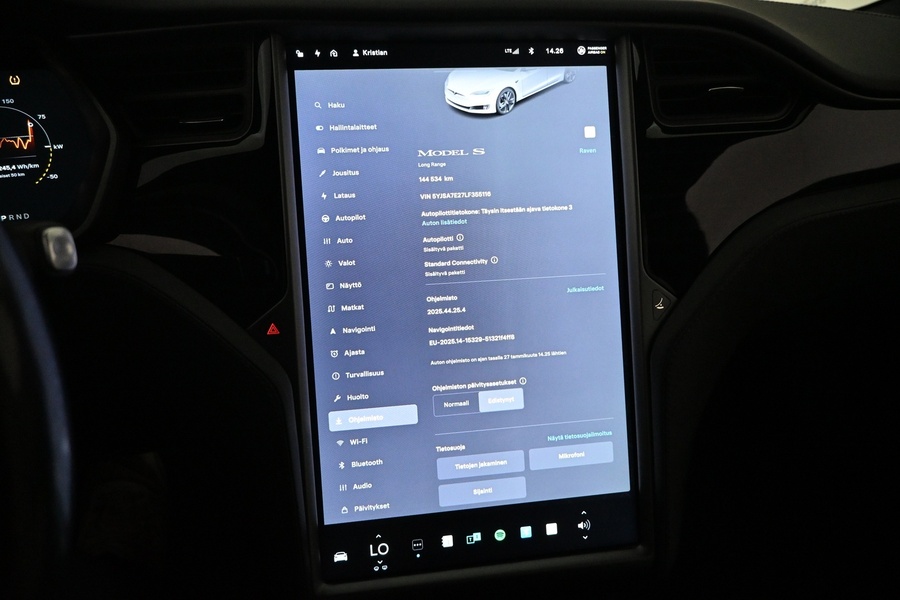 Tesla Model S vaihtoauto
