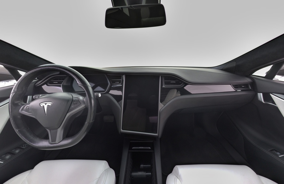 Tesla Model S vaihtoauto