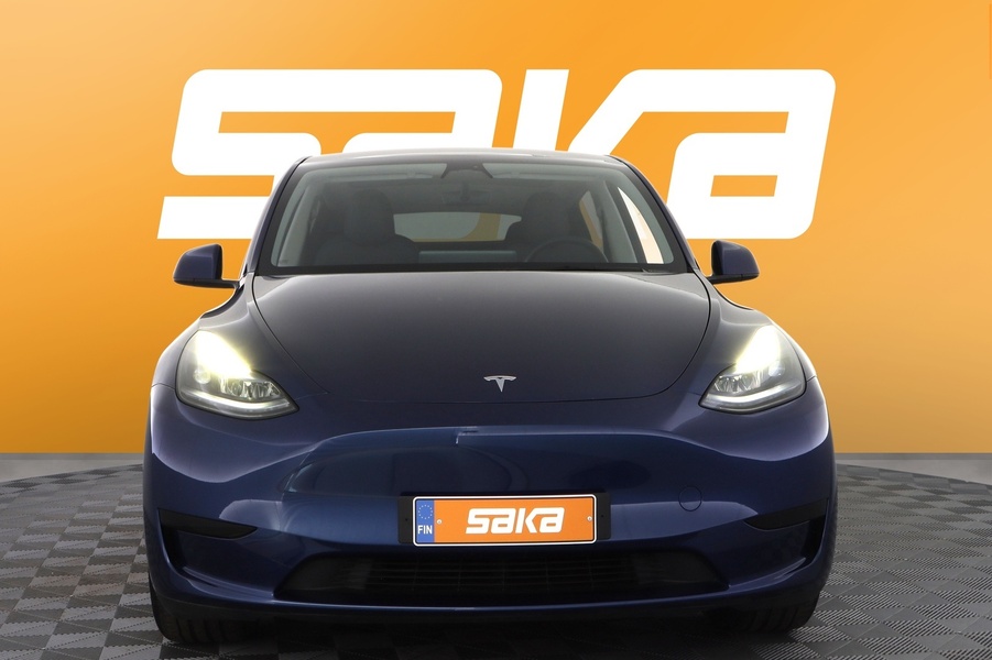 Tesla Model Y vaihtoauto