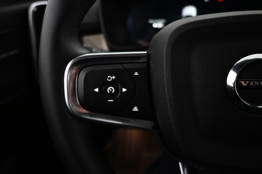 Volvo EC40 vaihtoauto