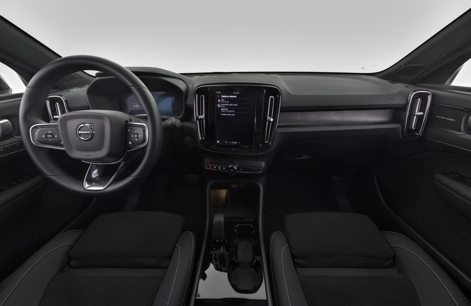 Volvo EC40 vaihtoauto