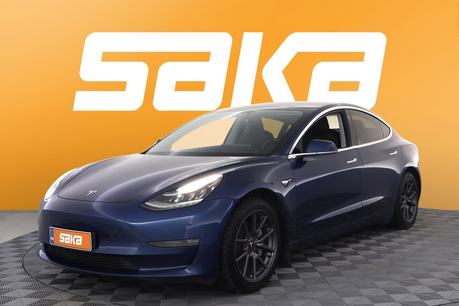 Tesla Model 3 vaihtoauto