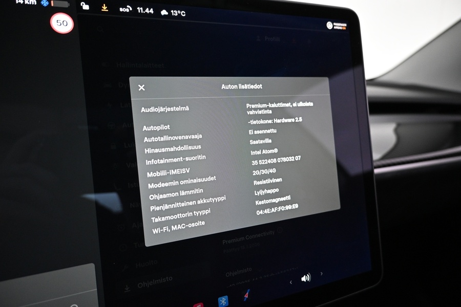 Tesla Model 3 vaihtoauto