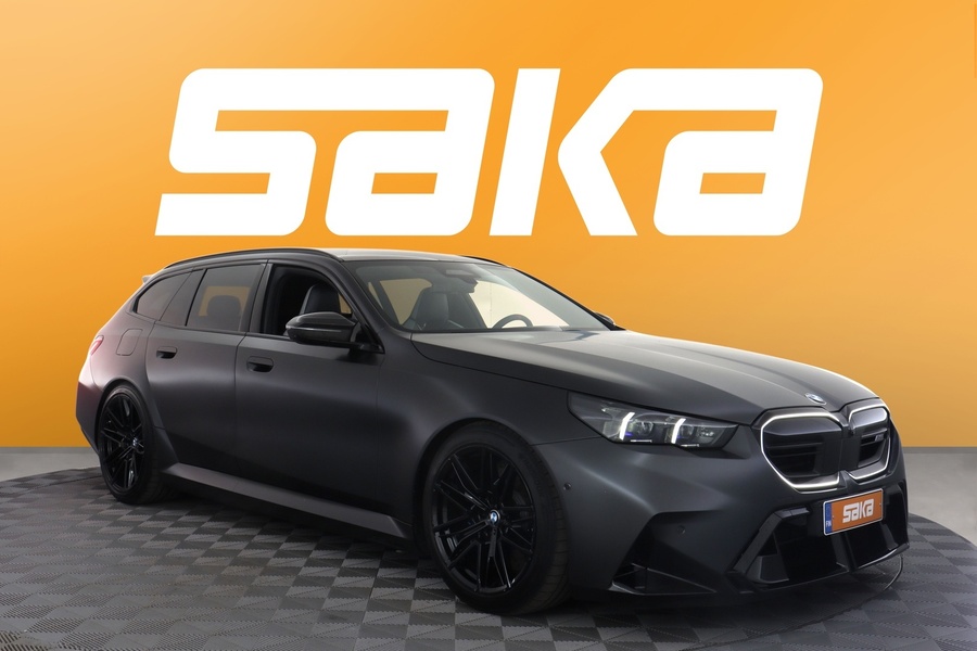 BMW M5 vaihtoauto