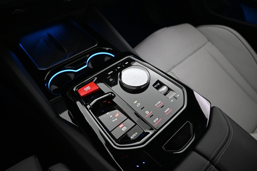 BMW M5 vaihtoauto