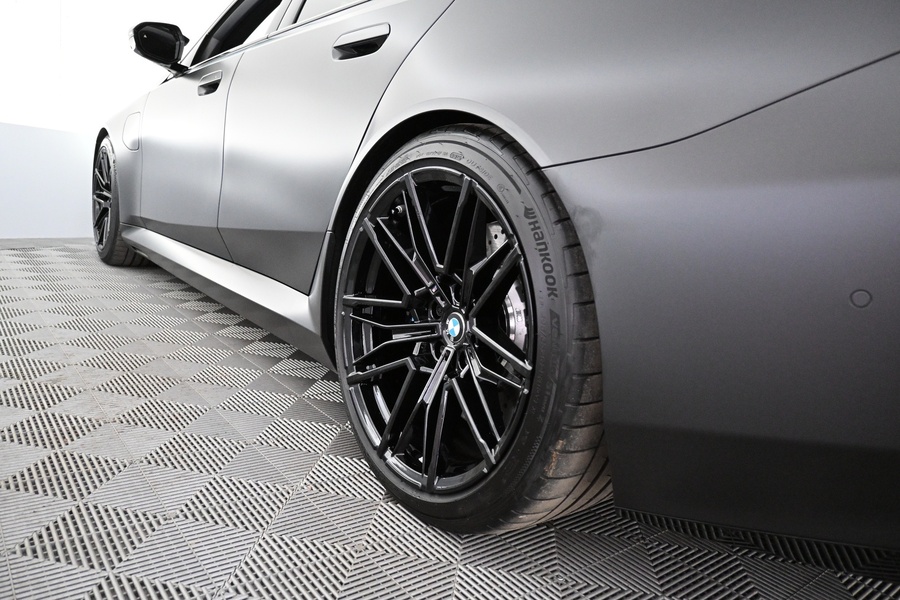 BMW M5 vaihtoauto